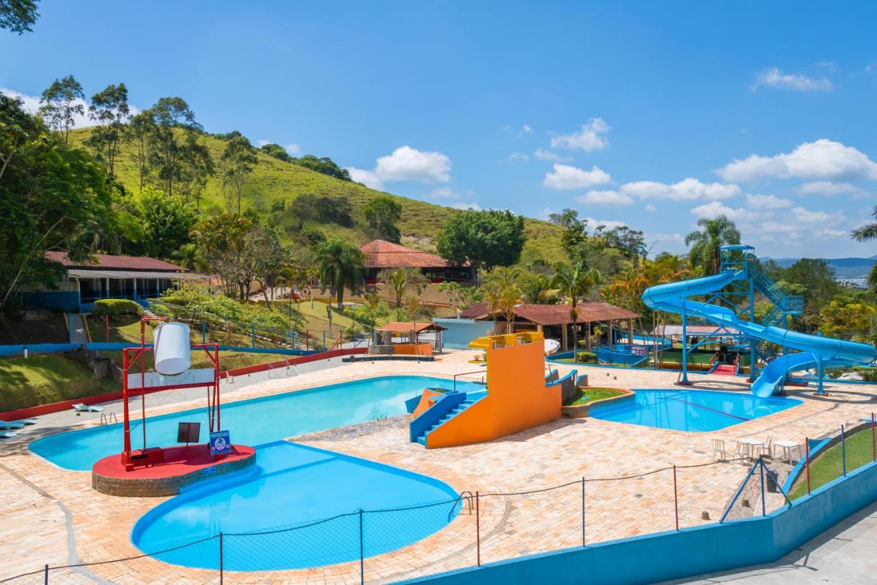 Estância Solazer Santa Isabel (Sao Paulo)
